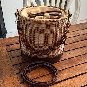 NWOT Wicker Weave Handmade Artisan Bucket Bag w/ extra crossbodystrap